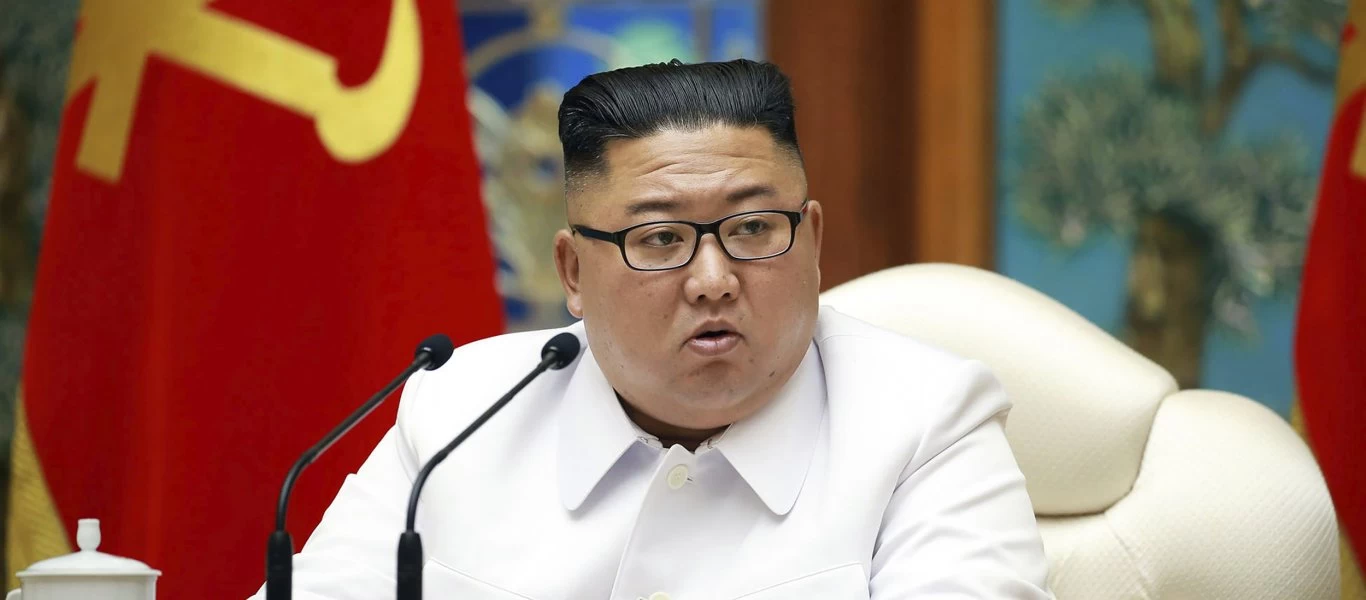 Ο Κιμ απάντησε: «Φτηνό τέχνασμα για χάσιμο χρόνου τα email και τα τηλεφωνήματα του Μπάιντεν»